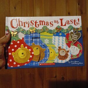 Scholastic Christmas at Last Children Pop-up Book Like New